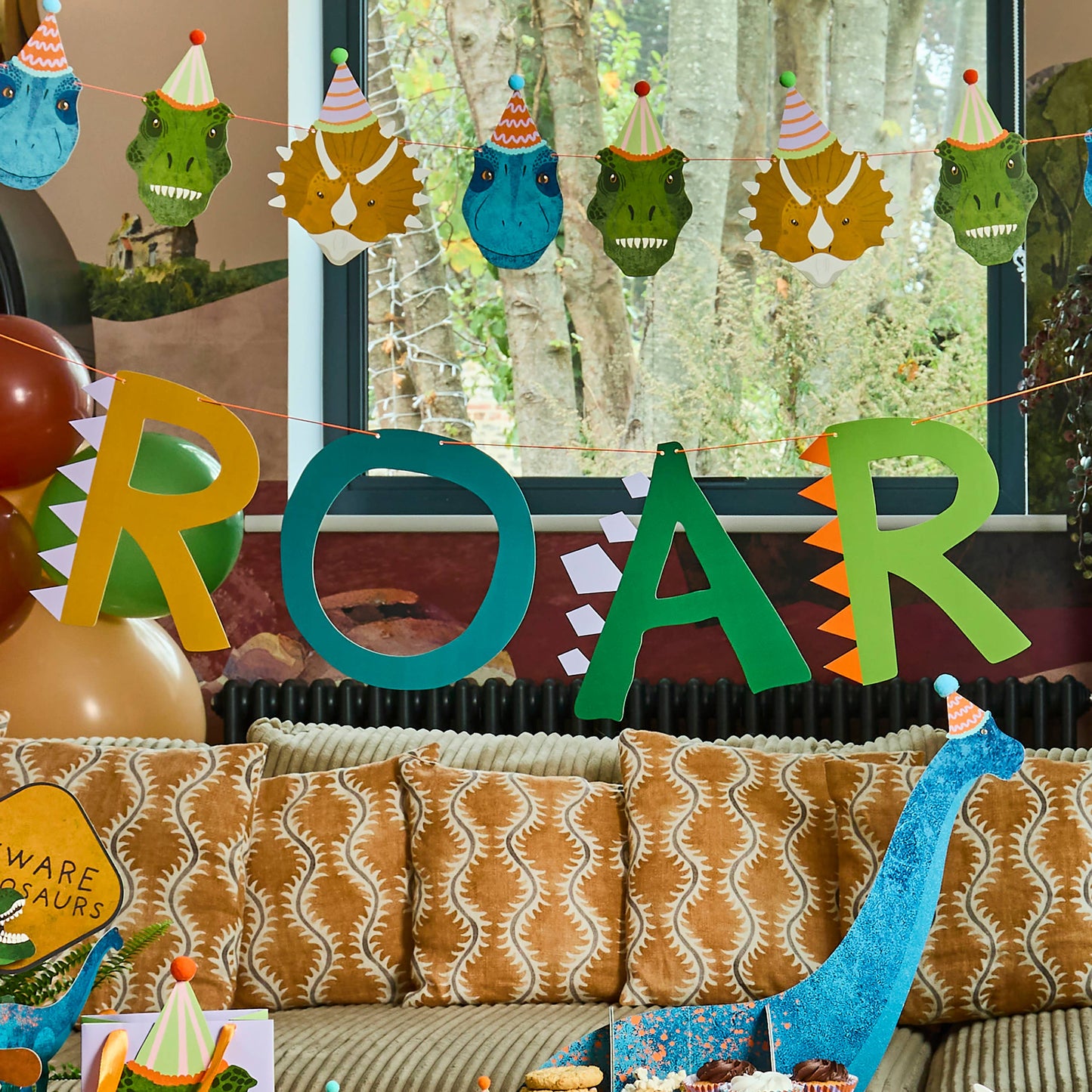 Roar Card Banner 2m
