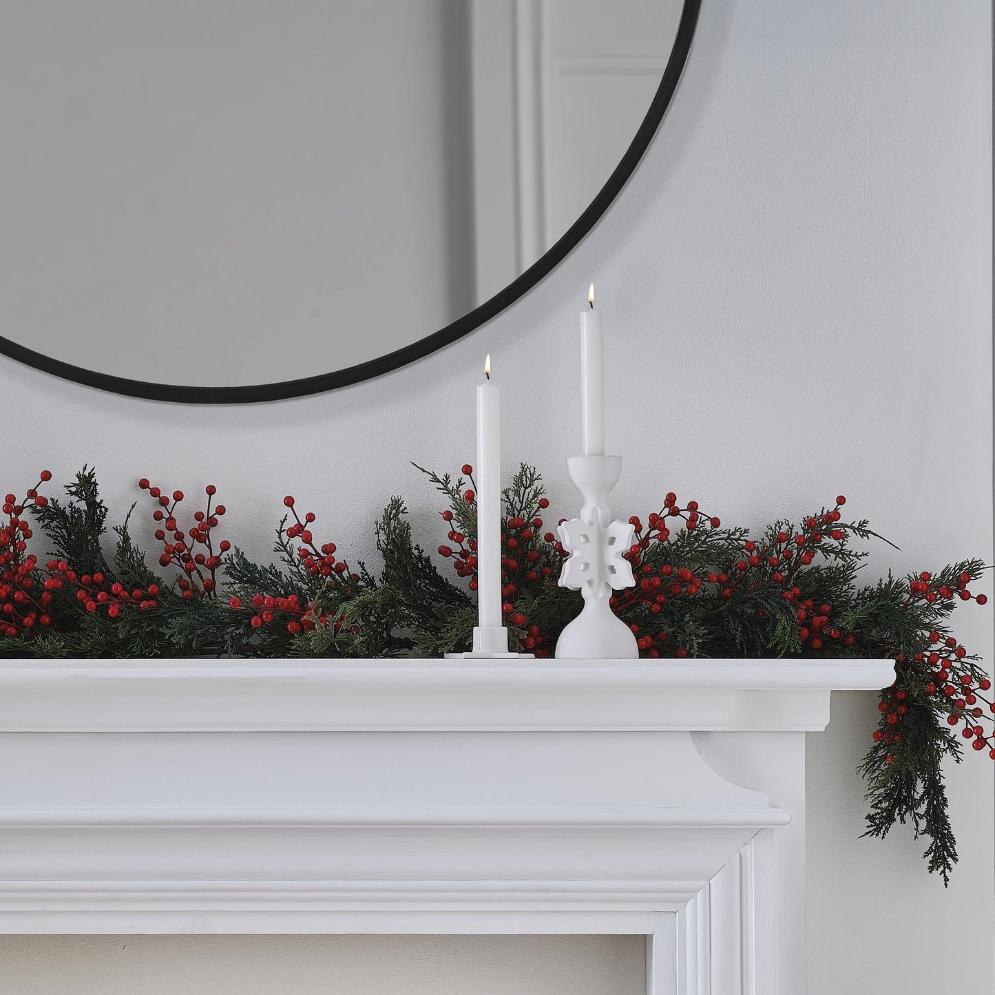 Red Berry Foliage Christmas Garland